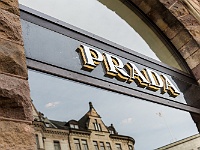 Prada 150408