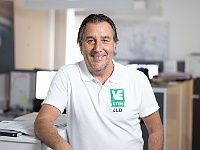 FV4A9564